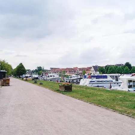 Beautiful In W/ Wifi And 1 Bedrooms Appartement *
